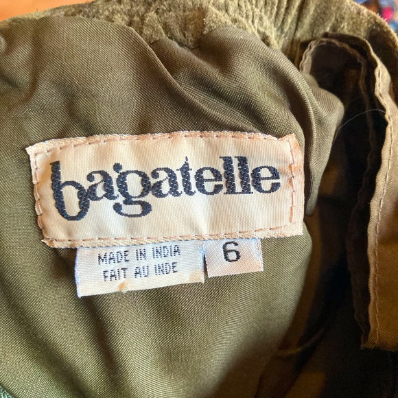 Vintage Green Suede Skirt - Picture 3 of 3